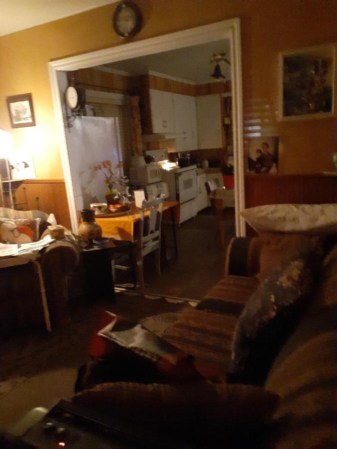 Bed and Breakfast Bienvevus Chez Rino-Hugues Trois-Pistoles Esterno foto