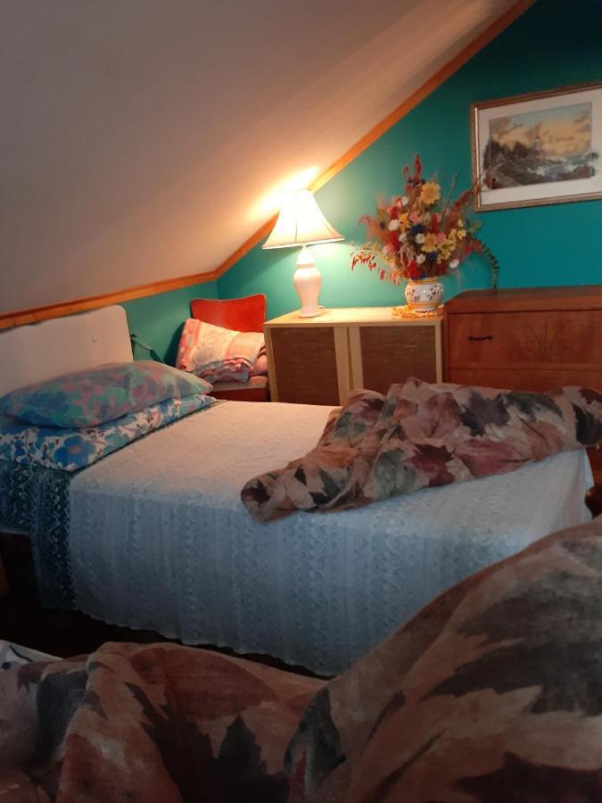Bed and Breakfast Bienvevus Chez Rino-Hugues Trois-Pistoles Esterno foto